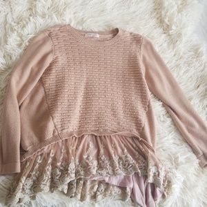 Sweater w lace underlining